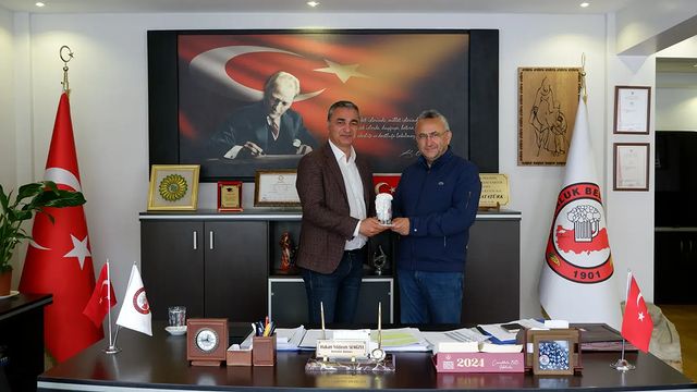 CHP Milletvekili ve Eski İlçe Başkanından Susurluk Belediyesi’ne Teşekkür Ziyareti