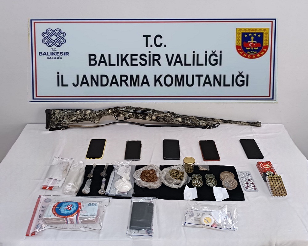 Balıkesir’de Uyuşturucu Operasyonu: 4 Kişi Tutuklandı