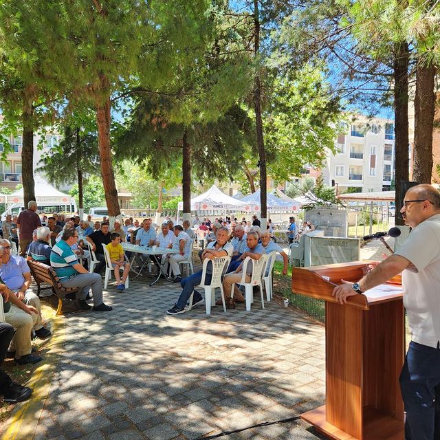 Balıkesir’de “Geleneksel Mezunlar Günü” Coşkuyla Kutlandı