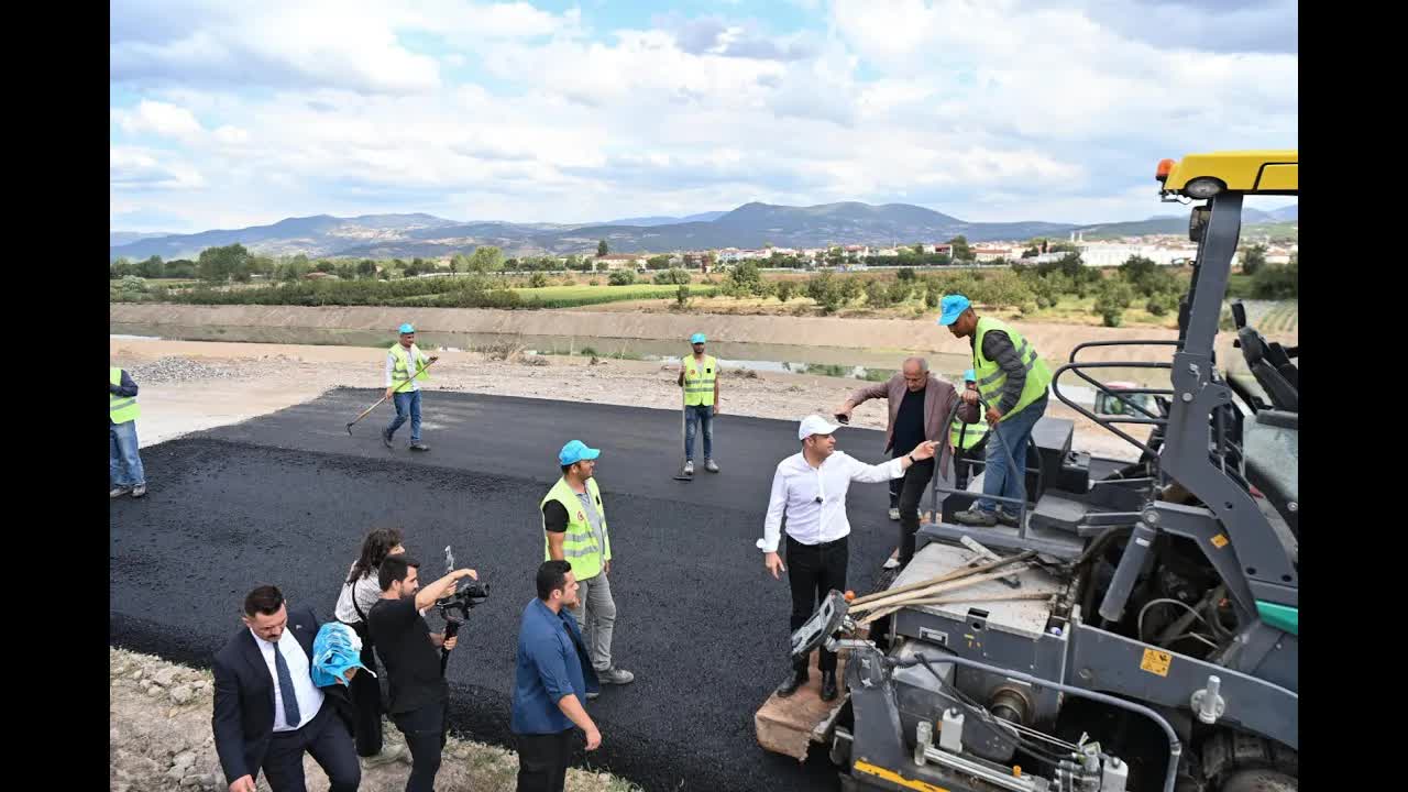 Balıkesir’de Güvenli Yollar İçin Sıcak Asfalt Çalışmaları Başladı