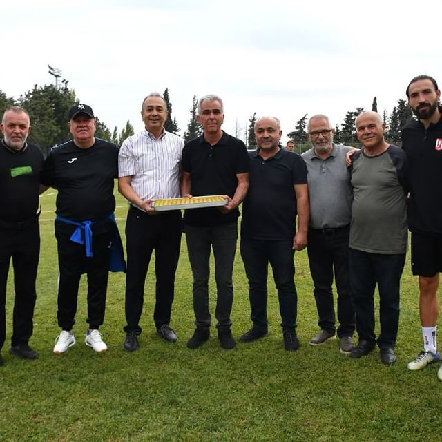 Yeni Sanayispor Kulüp Başkanı Beytullah Erel ve Küçüksan Başkanı Serad Değirmenci, Kulübü Ziyaret Etti