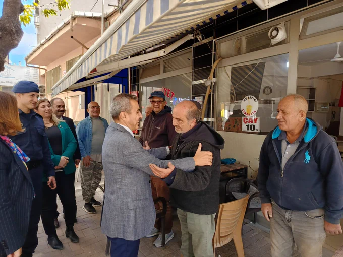 Erdek Kaymakamı Atakan Atasoy, Vatandaşlarla Bir Araya Geldi