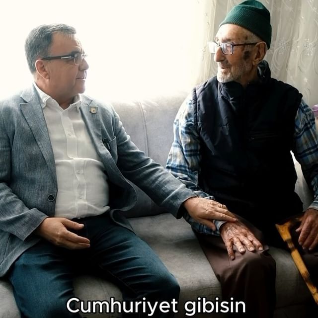 Altıeylül Belediyesi, Cumhuriyetimizin Değerli Büyüklerini Ziyaret Etti