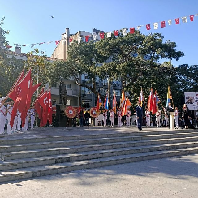 Cumhuriyet İçin Bir Araya Geldiler