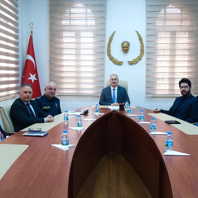 Altıeylül Kaymakamı Turgay Hakan Bilgin Başkanlığında Toplantı