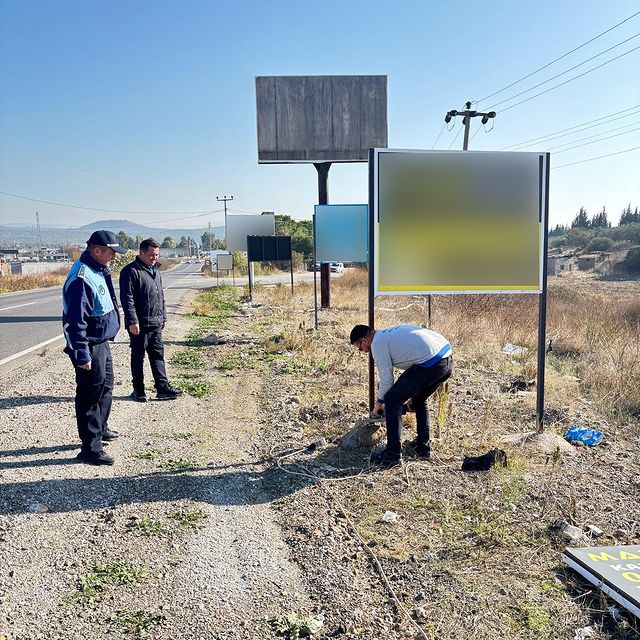 Ayvalık’ta Görüntü Kirliliğine Son Verildi