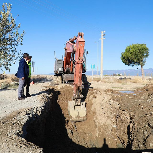 Burhaniye Belediyesi Yağmur Suyu Sorununu Çözdü