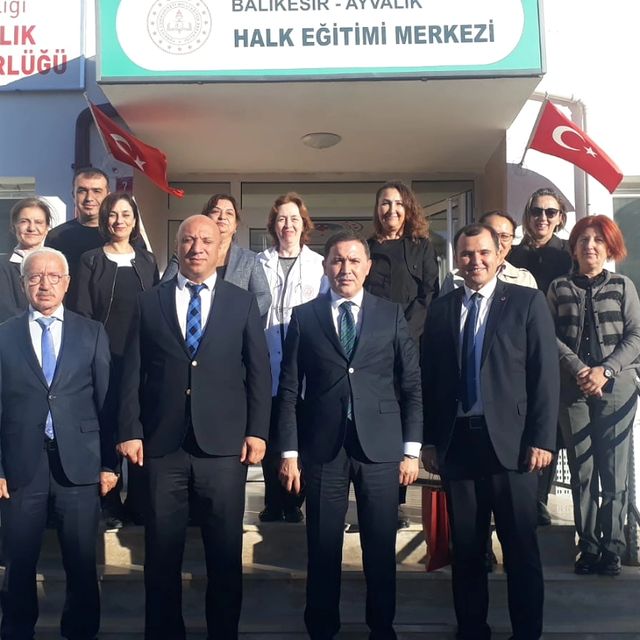 Ayvalık Halk Eğitimi Merkezi, Kursiyerleri ve Öğretmenleriyle Buluştu