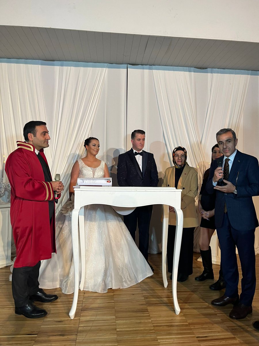 Halıcıoğlu Mahallesi’nde Nikah Töreni Gerçekleşti