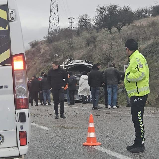 Organize Sanayi Bölgesi’nde Servis Aracı Kaza Geçirdi