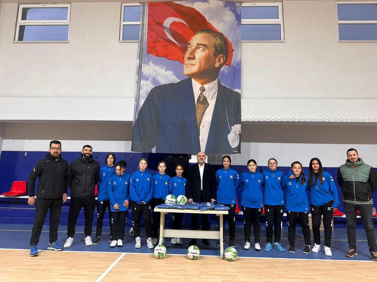 Büyük Başarı: Futsal Takımımız Türkiye Yarı Finallerine Katılmaya Hak Kazandı