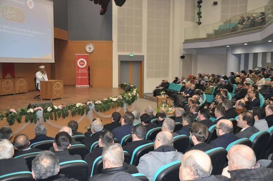 Balıkesir’de Merkez Taşra Buluşmaları: Diyanet İşleri’nden Dijital Çağda Dini Değerler Konferansı