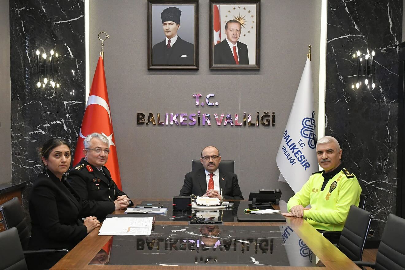 Balıkesir Valisi İsmail Ustaoğlu, 2025 Aile Yılı Toplantısına Katıldı