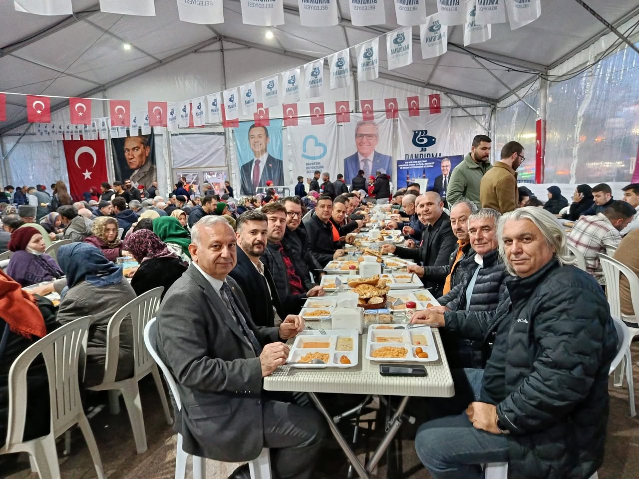 Bandırma Belediyesi’nden İftar Çadırı Etkinliği