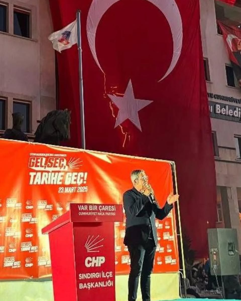 CHP Balıkesir’de Sındırgı’da İftar Sofrası Düzenlendi