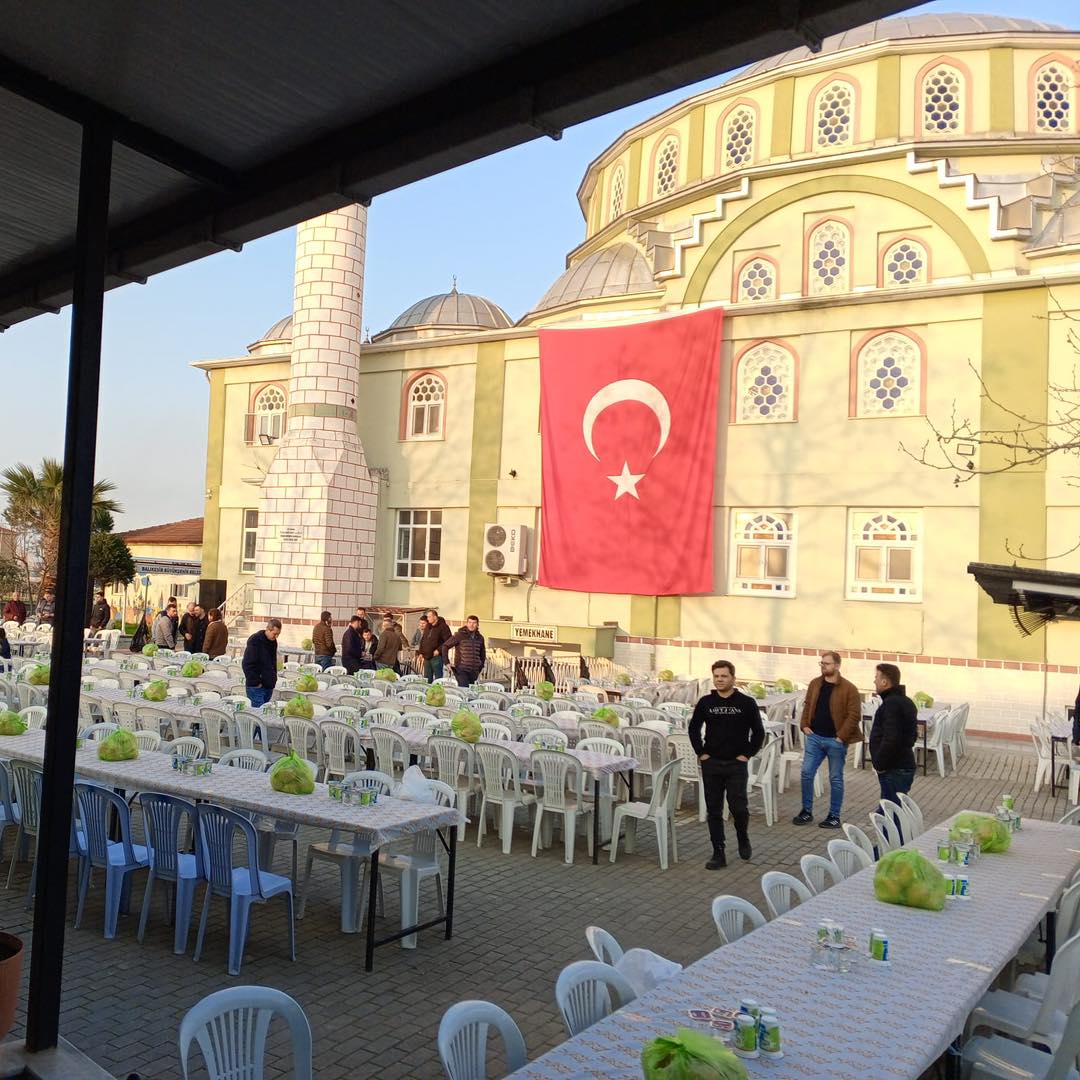 Gönen’de İftar Yemeği Düzenleniyor