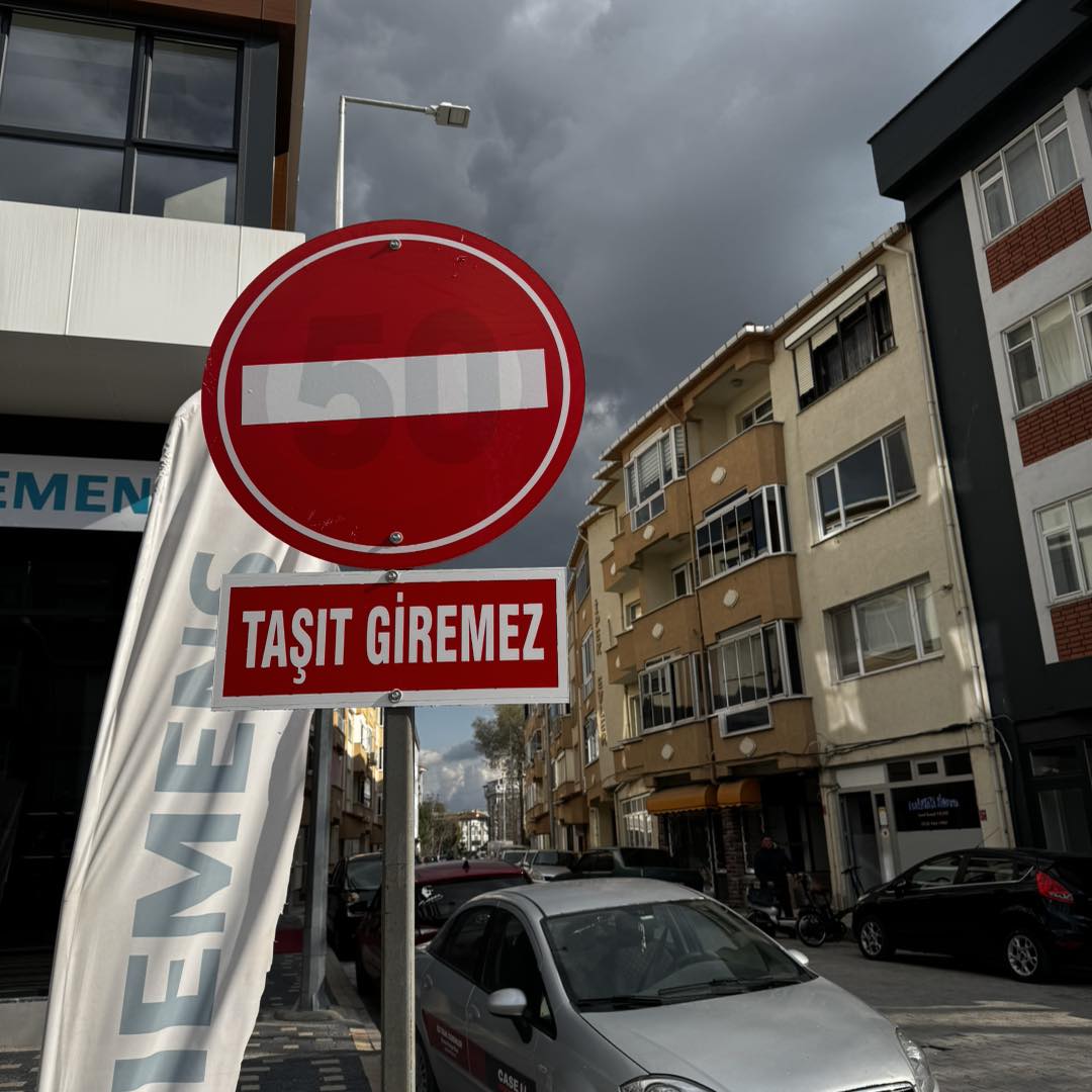 Gönen’de Trafikte Yeni Tek Yön Uygulaması